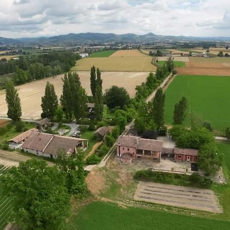 Agriturismo Le Corti Della Gualdana Voghera Exteriér fotografie