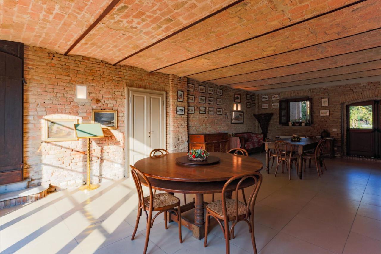 Agriturismo Le Corti Della Gualdana Voghera Exteriér fotografie